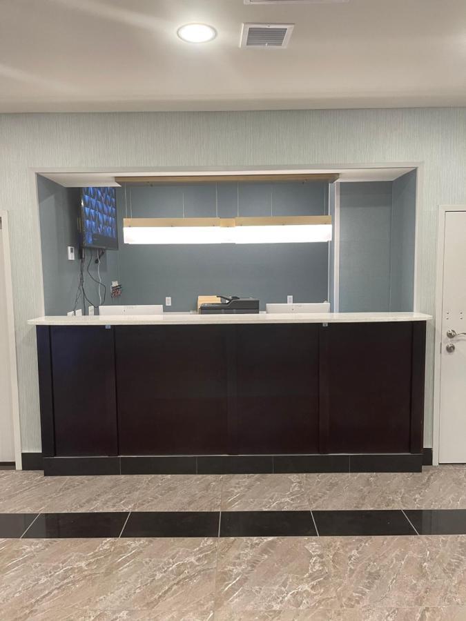 Magna Hotel Jfk Airtrain Нью-Йорк Екстер'єр фото
